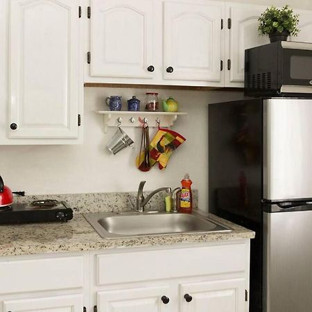 1 Bedroom Apt Near Coconut Grove Miami Buitenkant foto