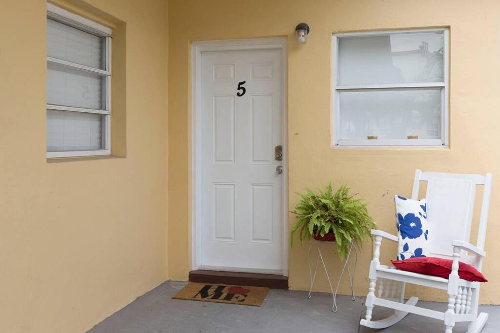 1 Bedroom Apt Near Coconut Grove Miami Buitenkant foto