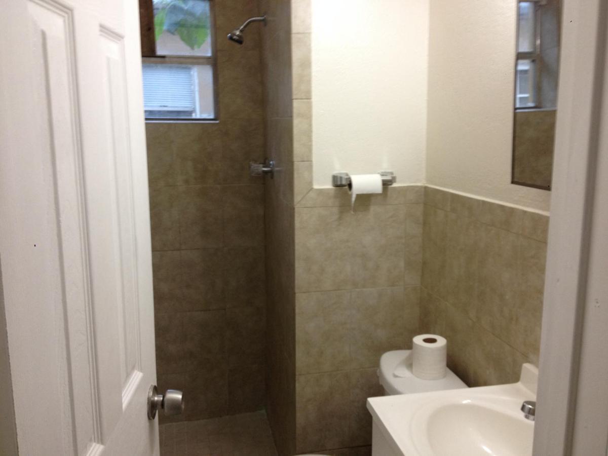1 Bedroom Apt Near Coconut Grove Miami Buitenkant foto