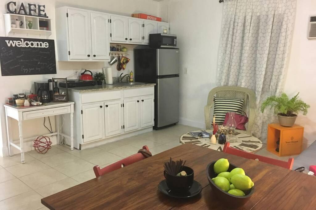 1 Bedroom Apt Near Coconut Grove Miami Buitenkant foto
