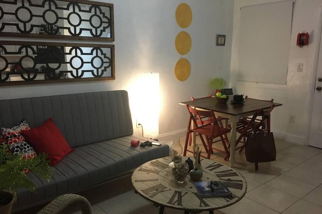 1 Bedroom Apt Near Coconut Grove Miami Buitenkant foto