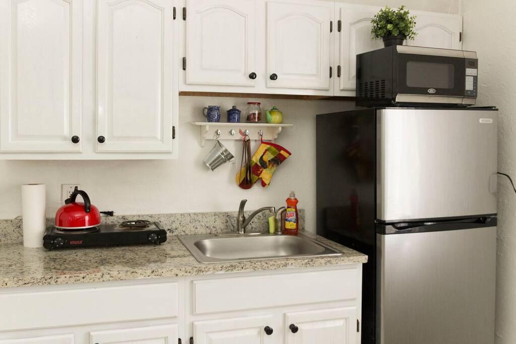 1 Bedroom Apt Near Coconut Grove Miami Buitenkant foto
